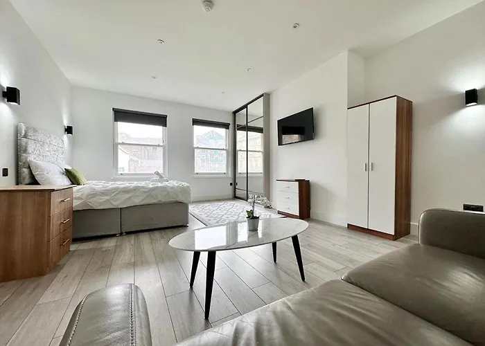 Cute, Stylish 1 Bedroom * 利兹