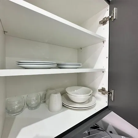 Cute, Stylish 1 Bedroom Lejlighed